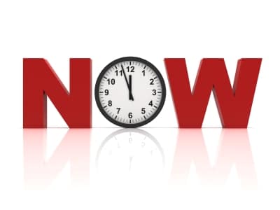 Word - NOW with a clock for the letter 'O"